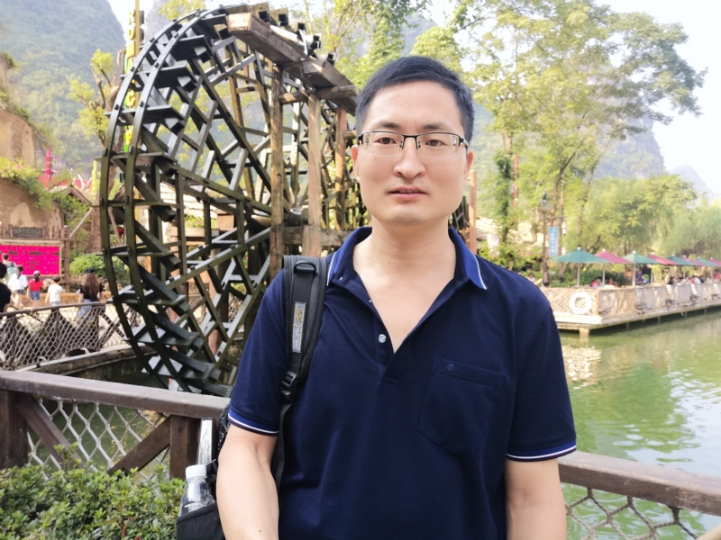 一笑而过的第一张照片--唐山相亲服务中心