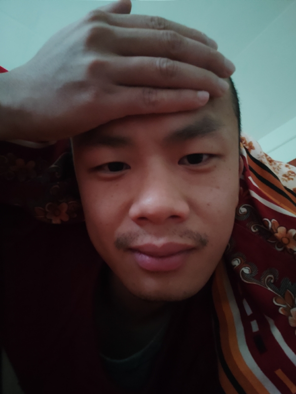 开心鬼在哪呢的第一张照片--唐山相亲服务中心