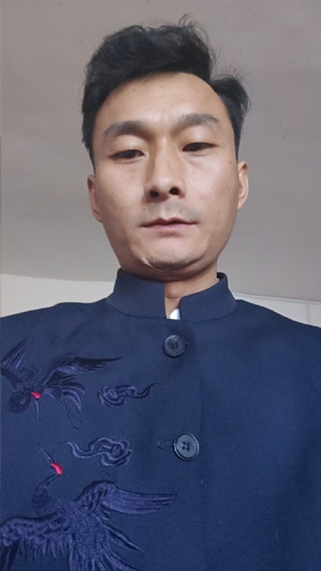 逆袭的小老鼠～龙long的第一张照片--唐山相亲服务中心