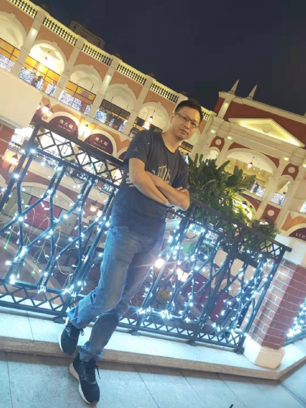 落单恋人的第一张照片--唐山相亲服务中心