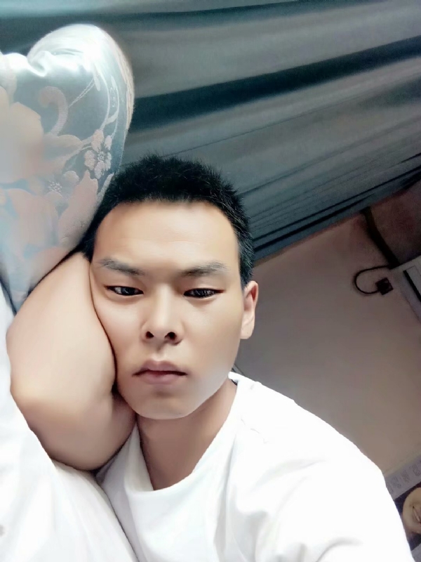 琪子心的第一张照片--唐山相亲服务中心