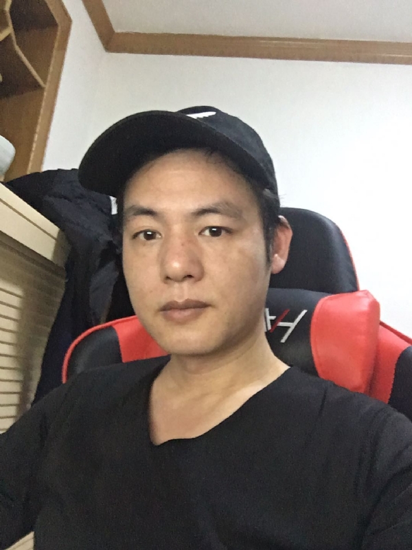 扛枪打鸟的第一张照片--唐山相亲服务中心