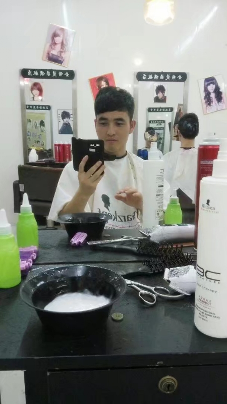 牛郎的第二张照片--唐山相亲服务中心