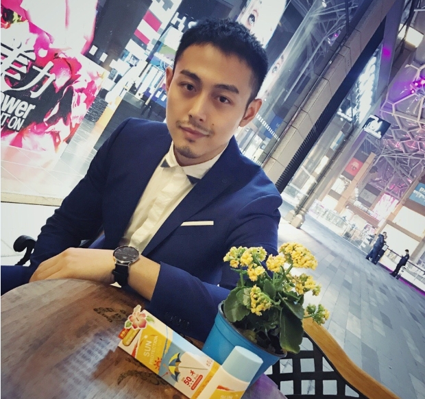 wenze的第一张照片--唐山相亲服务中心