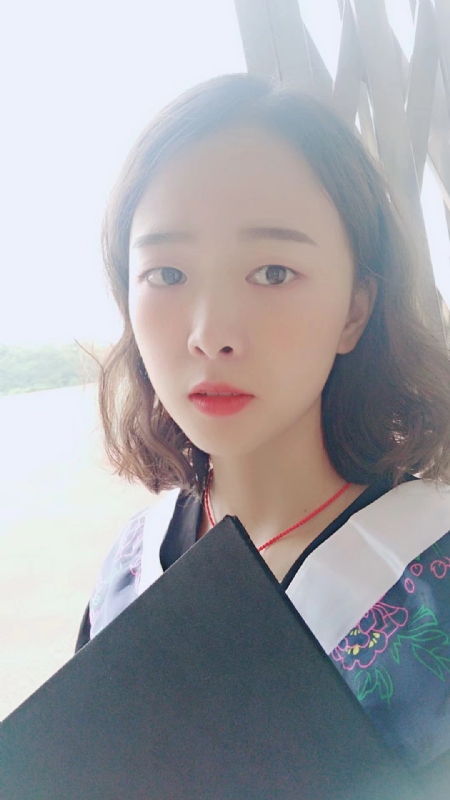 傲娇的喵小咪的第一张照片--唐山相亲服务中心