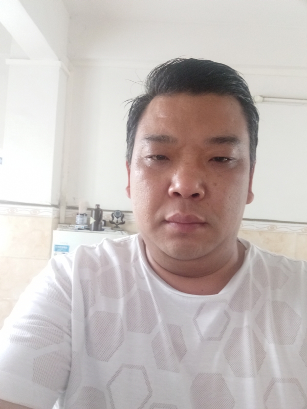 帅帅的第一张照片--唐山相亲服务中心