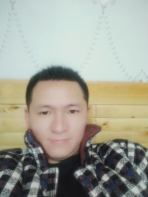 寻找一个真实的她的第一张照片--唐山相亲服务中心