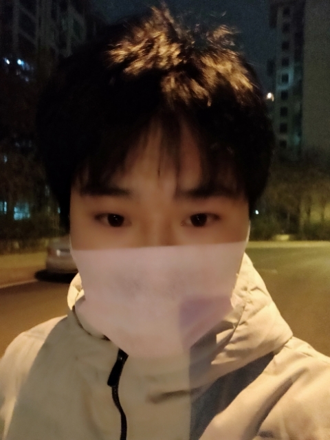 偏丶执的第一张照片--唐山相亲服务中心