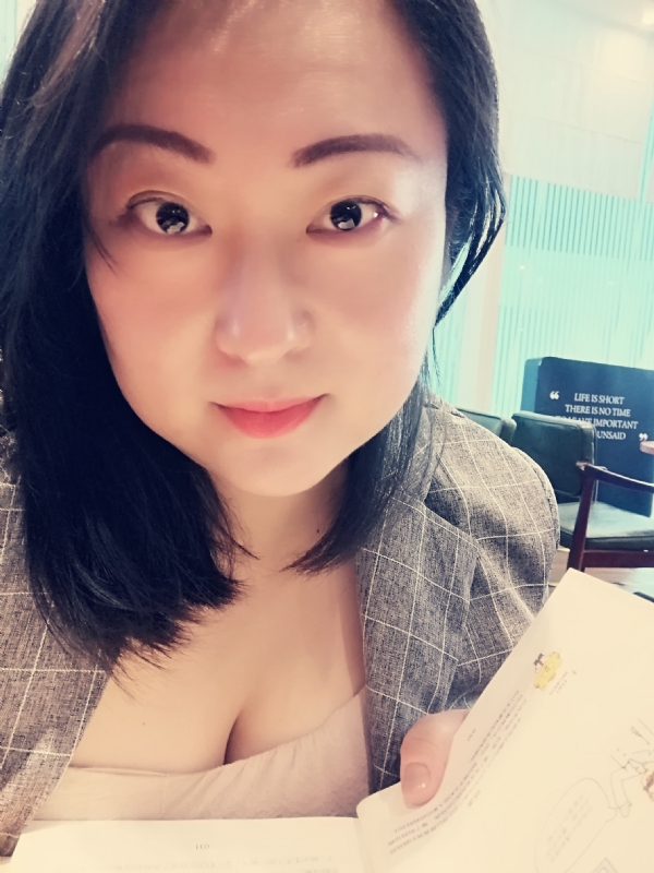 铃瑶的第二张照片--唐山相亲服务中心