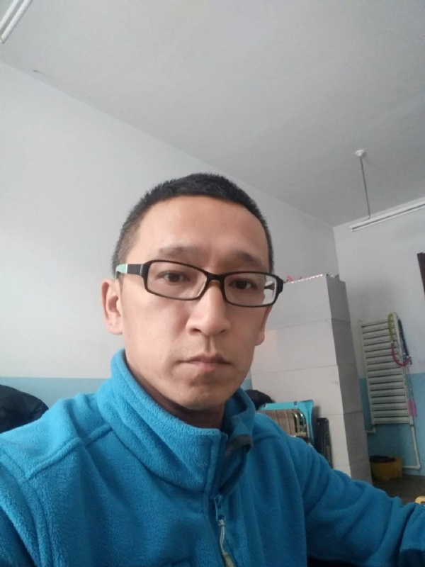 晓峰的第三张照片--唐山相亲服务中心