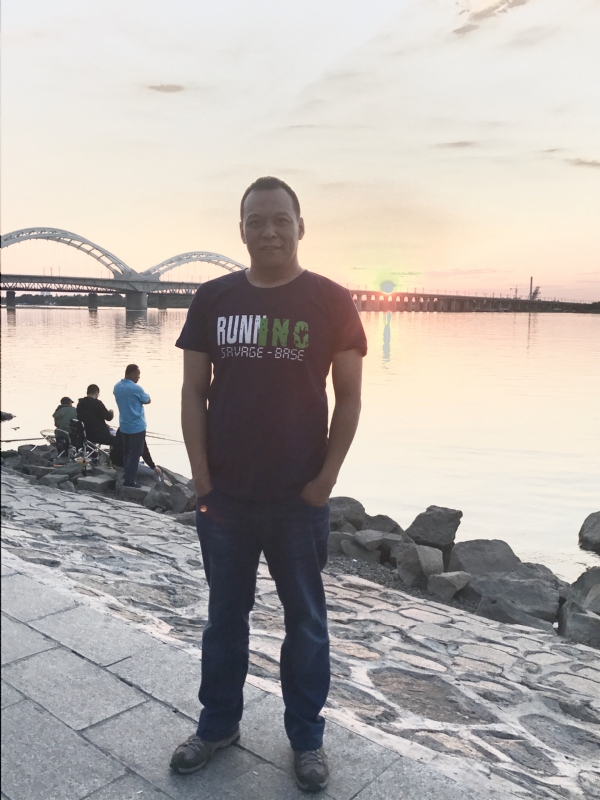 海天一色的第一张照片--唐山相亲服务中心