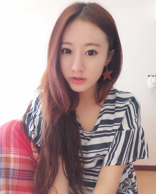 妮妮的第二张照片--唐山相亲服务中心