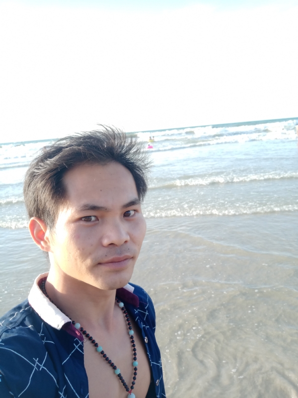 爱已欠费的第一张照片--唐山相亲服务中心