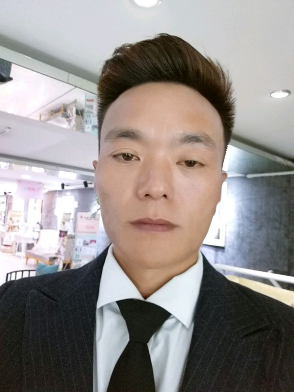 醉酒的蝴蝶的第一张照片--唐山相亲服务中心