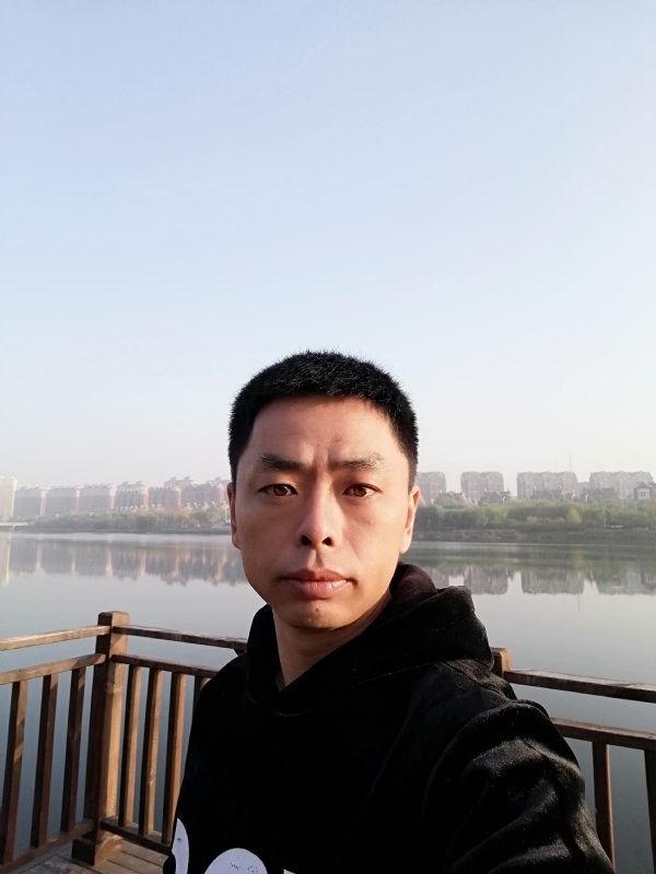 蓝颜的第一张照片--唐山相亲服务中心