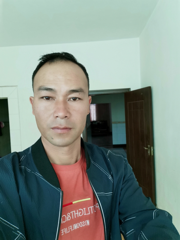 昊宇的第一张照片--唐山相亲服务中心