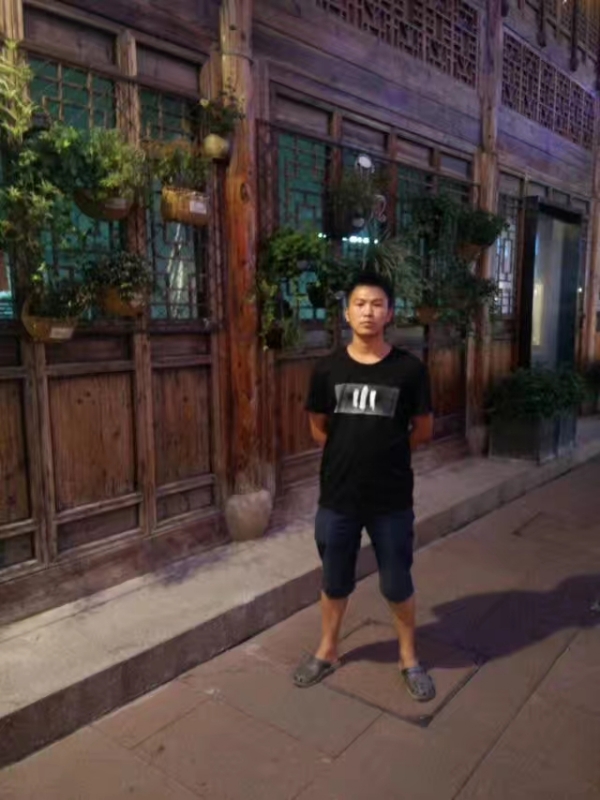 回忆的第一张照片--唐山相亲服务中心