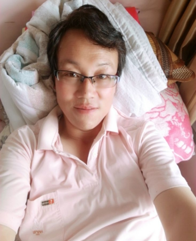 一吻天荒的第一张照片--唐山相亲服务中心