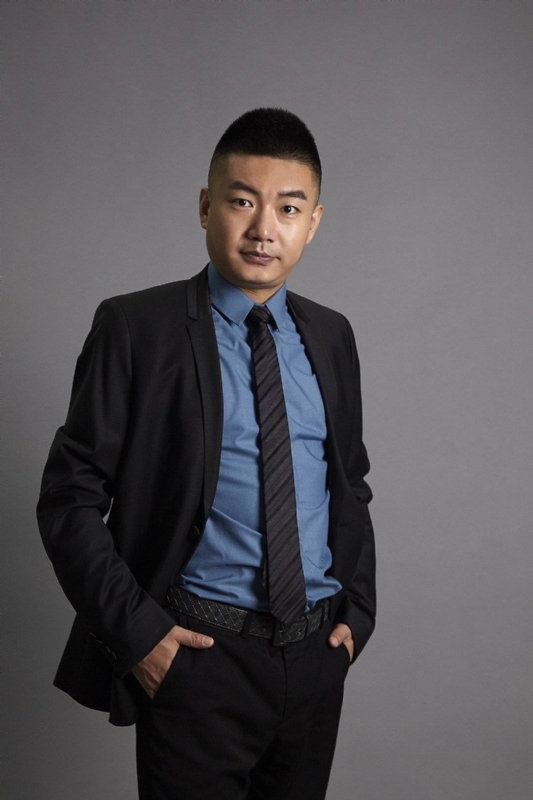 Clark的第一张照片--唐山相亲服务中心