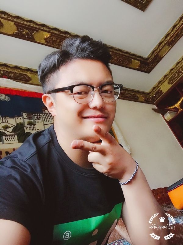 橙男的第四张照片--唐山相亲服务中心