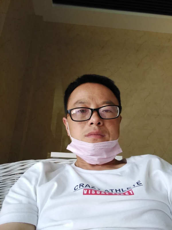 小马奔腾的第一张照片--唐山相亲服务中心