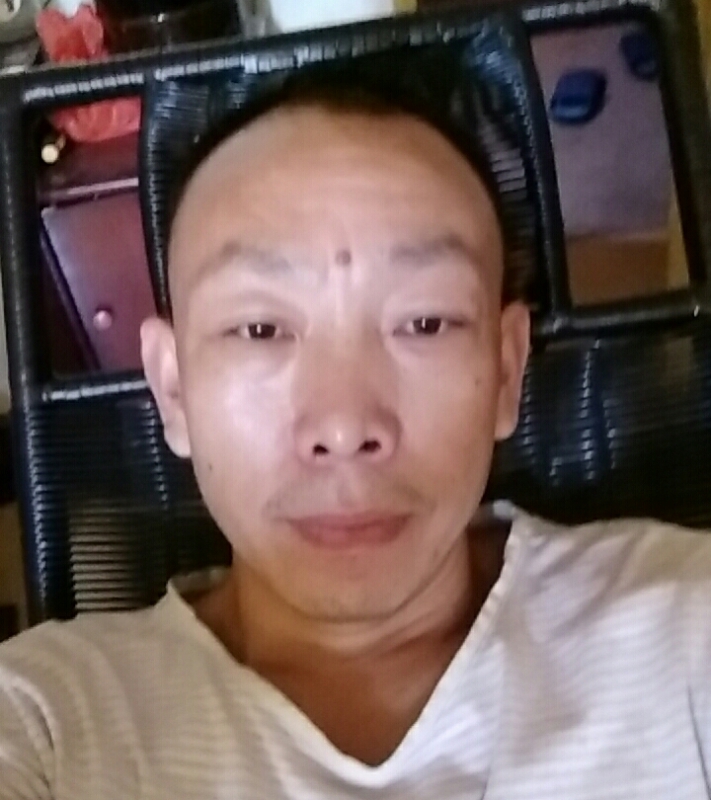 寻爱的第一张照片--唐山相亲服务中心