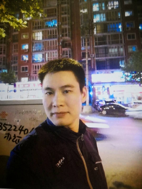 阳光灿烂的第三张照片--唐山相亲服务中心