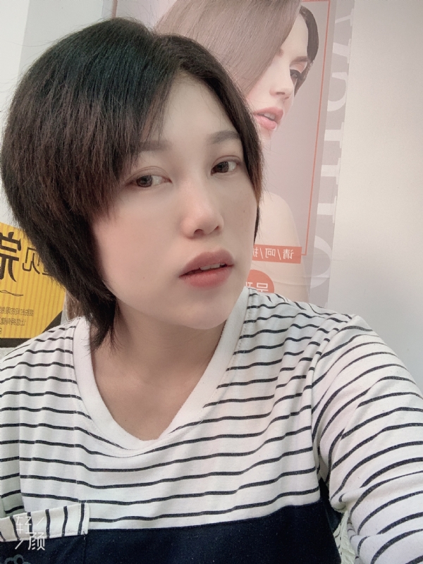 寻找爱情的第一张照片--唐山相亲服务中心