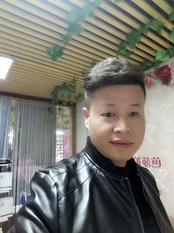 萧郎的第一张照片--唐山相亲服务中心