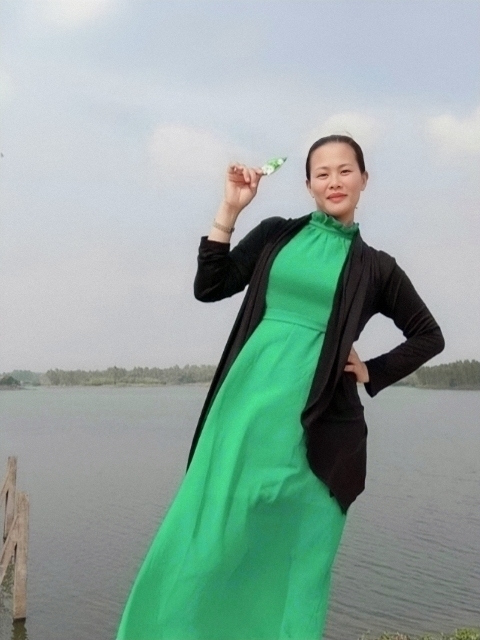 李梅的第二张照片--唐山相亲服务中心