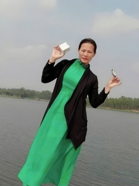 李梅的第三张照片--唐山相亲服务中心