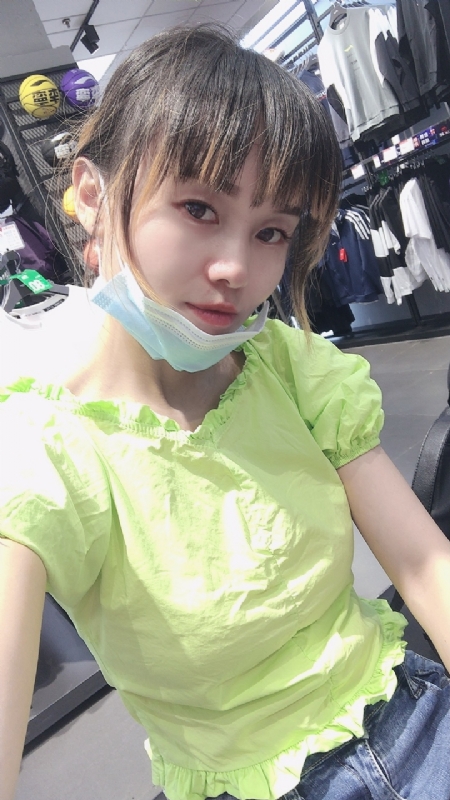 婀娜袅袅的第一张照片--唐山相亲服务中心