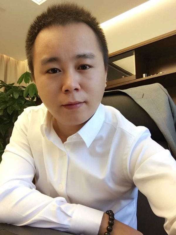 天若有情的第一张照片--唐山相亲服务中心