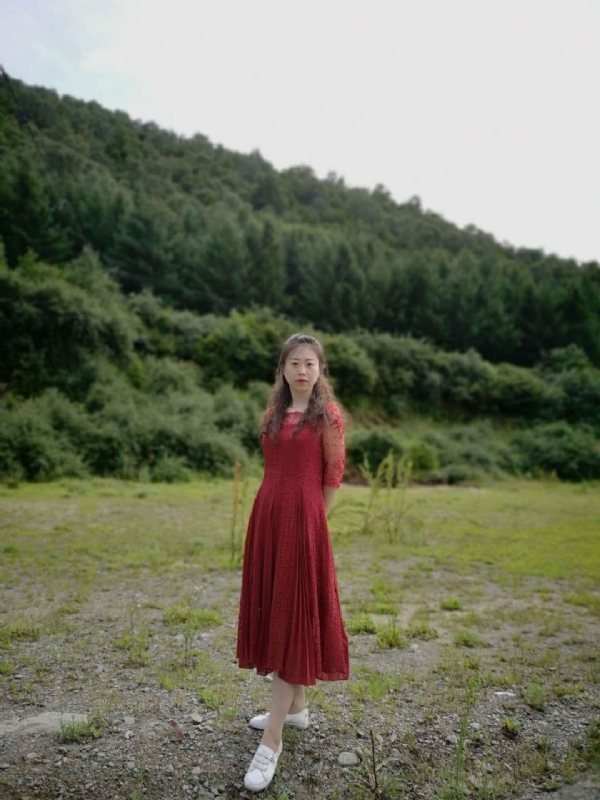 木槿的第五张照片--唐山相亲服务中心