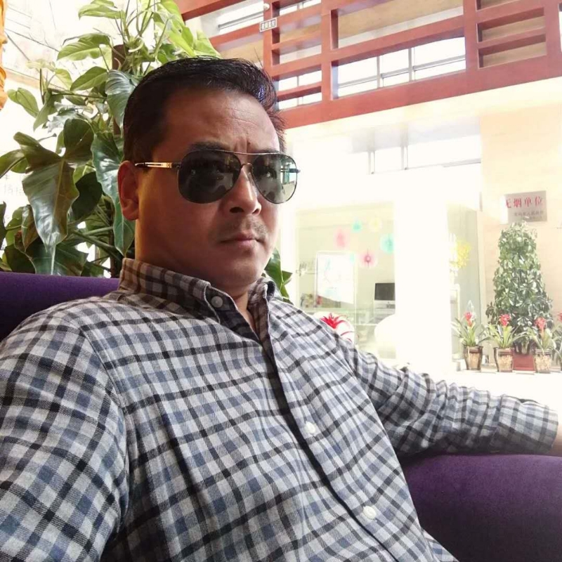 雪豹的第一张照片--唐山相亲服务中心