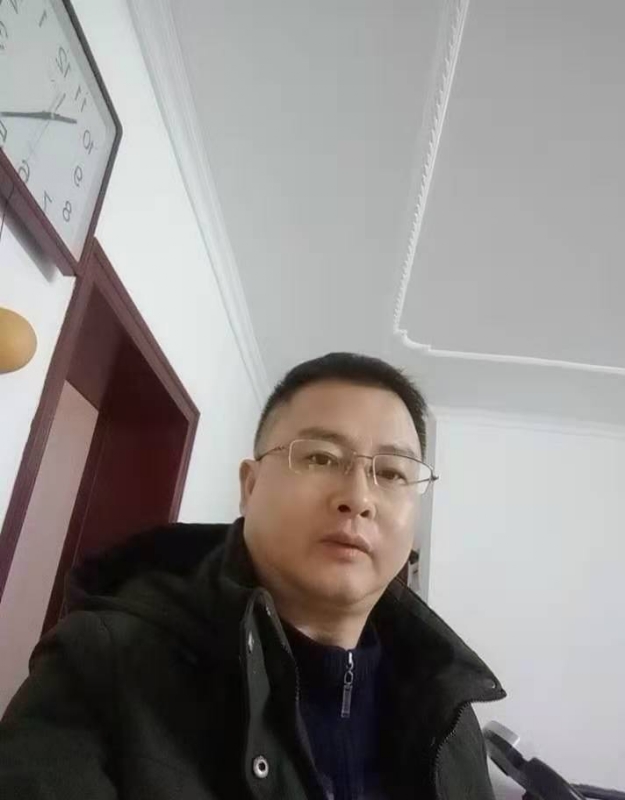 想牵你的手的第一张照片--唐山相亲服务中心