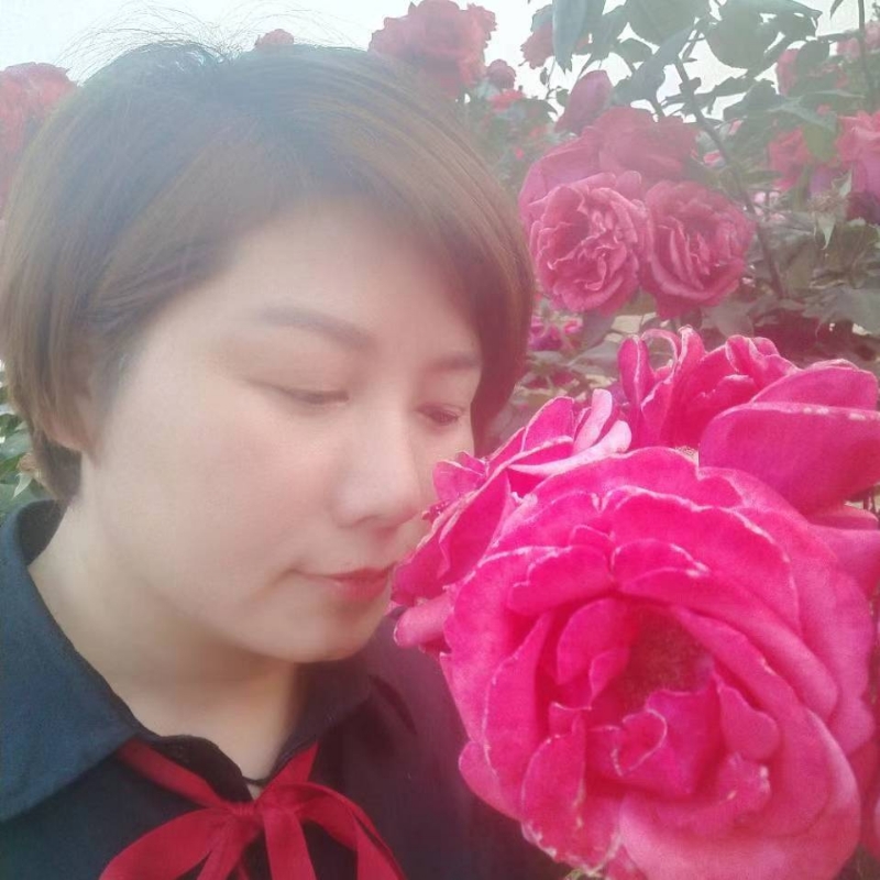 潇潇雨歌的第一张照片--唐山相亲服务中心