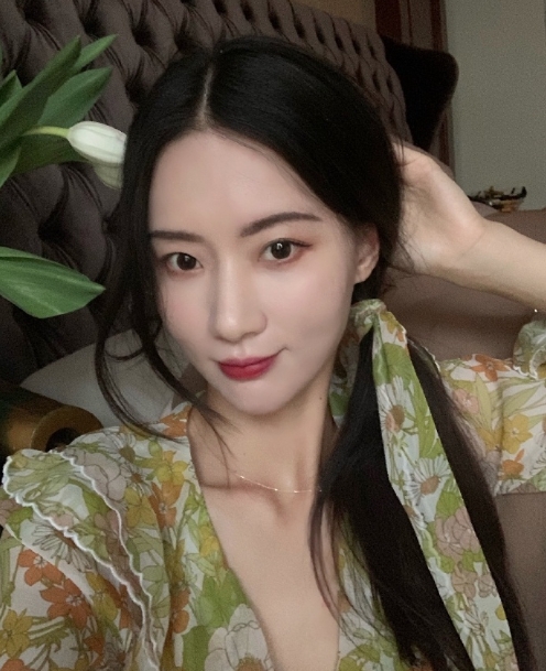 倾城的第一张照片--唐山相亲服务中心