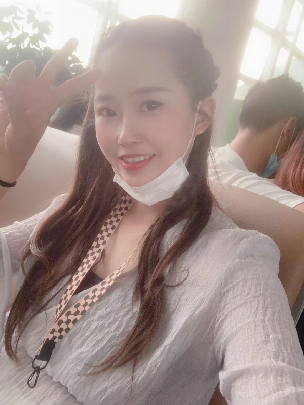 宁乙的第二张照片--唐山相亲服务中心