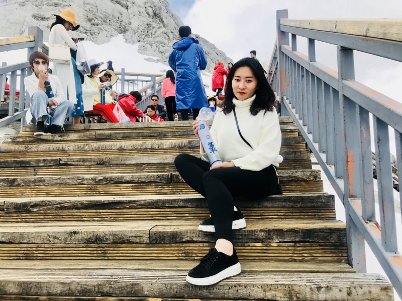 依雪的第四张照片--唐山相亲服务中心