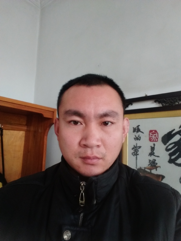 一江春水的第三张照片--唐山相亲服务中心