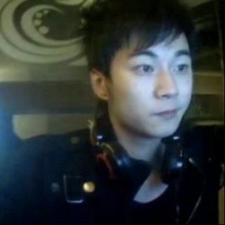 深夜人的第一张照片--唐山相亲服务中心