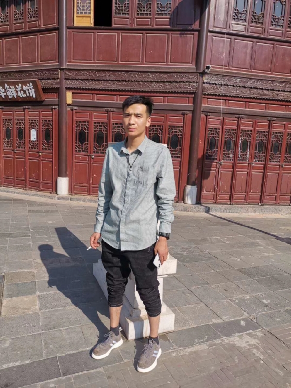 刘方的第一张照片--唐山相亲服务中心