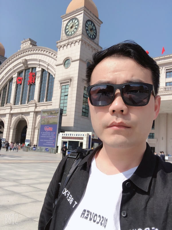 楚河畔的第一张照片--唐山相亲服务中心