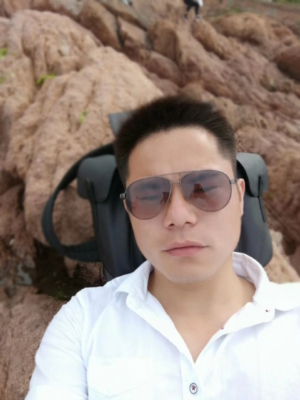 易听的第二张照片--唐山相亲服务中心