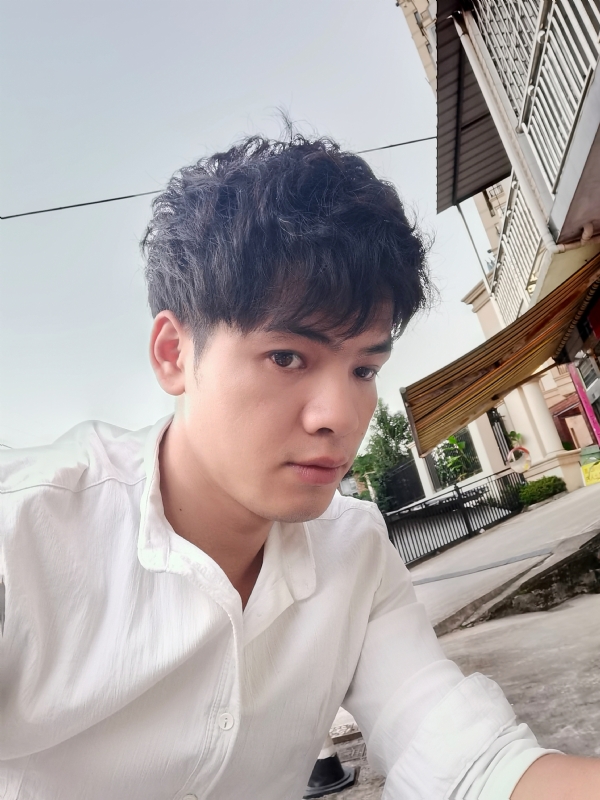 幕后老板的第一张照片--唐山相亲服务中心