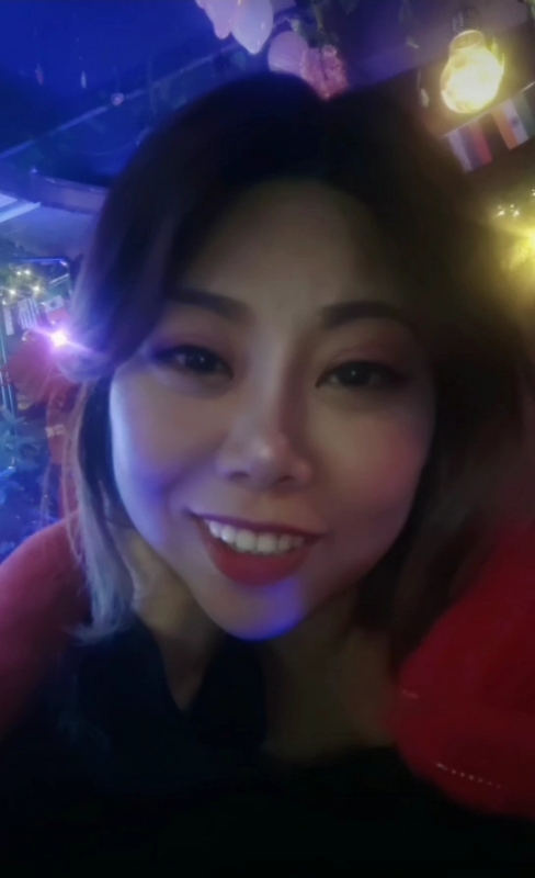 收快递的费仙女的第一张照片--唐山相亲服务中心