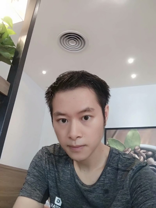 期待缘分的第一张照片--唐山相亲服务中心