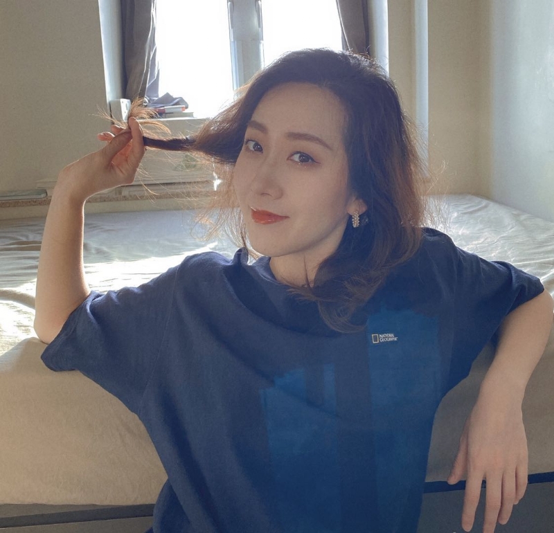 李雯雪的第三张照片--唐山相亲服务中心