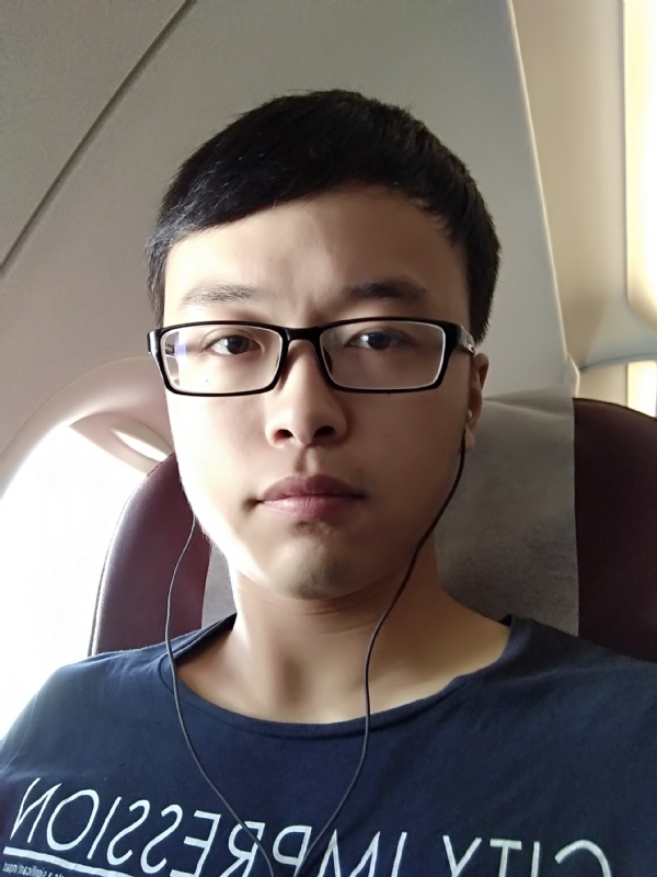 在水一方的第二张照片--唐山相亲服务中心